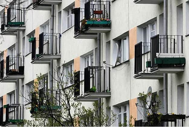 Czy NIK może kontrolować spółdzielnie mieszkaniowe? Poznaj ograniczenia