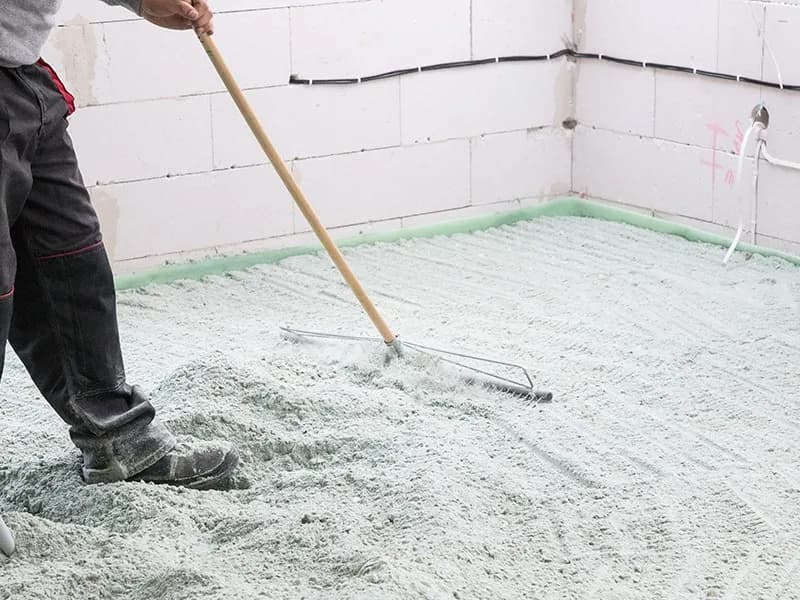 Jak wyciszyć mieszkanie od sąsiada z góry i cieszyć się ciszą