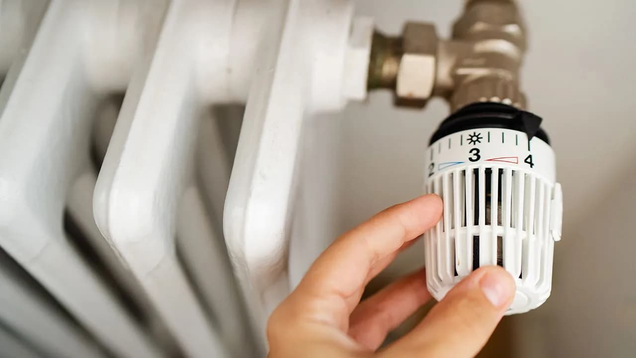 Od kiedy ogrzewanie w bloku? Sprawdź, kiedy możesz się ogrzać