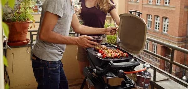 Czy można grillować w ogródku w bloku? Sprawdź ważne przepisy