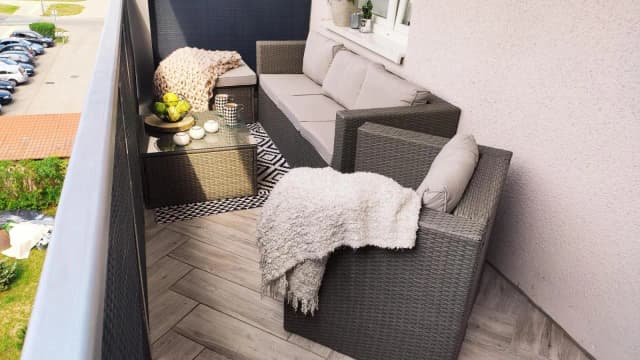 Jak zrobić balkon w bloku – praktyczne pomysły na piękną przestrzeń
