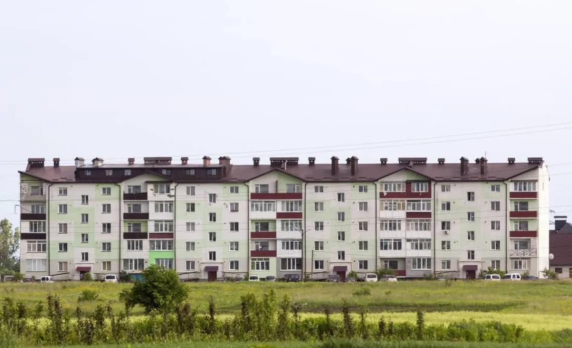 Ile kosztuje wynajem mieszkania na wsi? Ceny, które zaskakują!