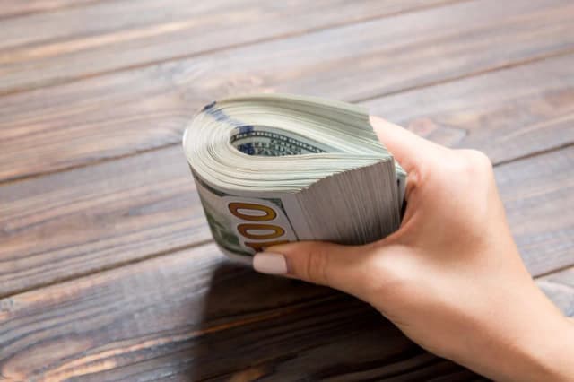 Jak uniknąć podatku od darowizny nieruchomości i zaoszczędzić pieniądze